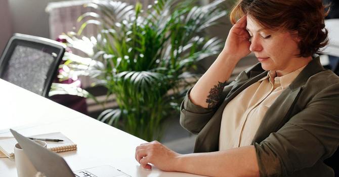 Do sinus headaches ruin your day? image